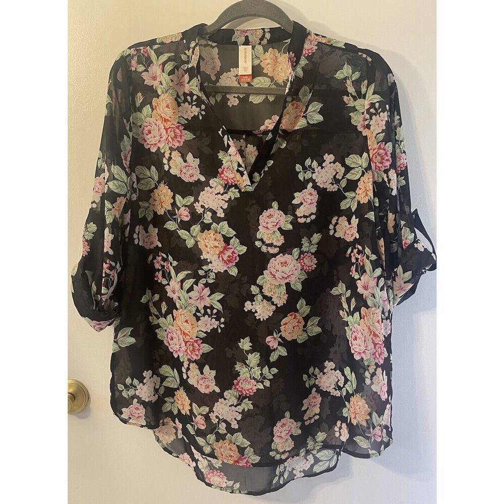 No Boundaries Large Blouse Chiffon Black Floral Sheer Round Hem Roll Tab V Neck